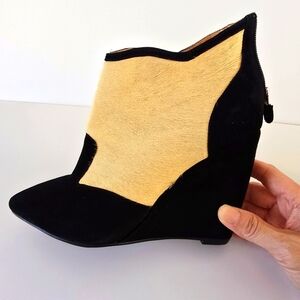 Made in Spain Lola Cruz booties